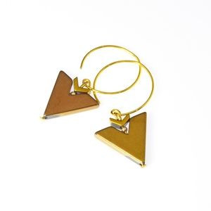 Gold earrings with arrow charm, threader earrings